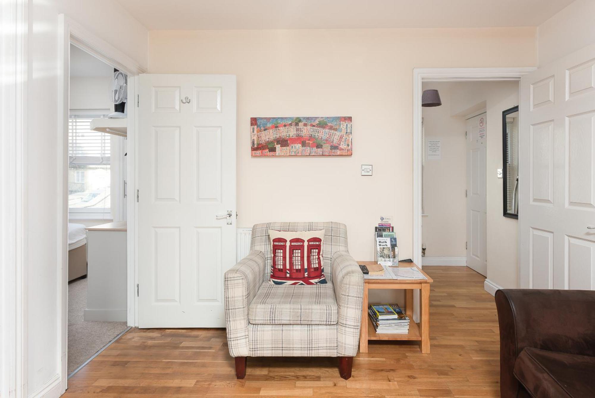 Bath Breaks Apartments Room photo